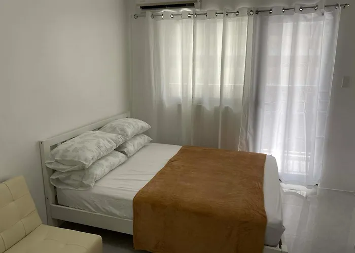 Lj Ccc Cozynest At 32 Fast Wifi Netflix Tube 3*