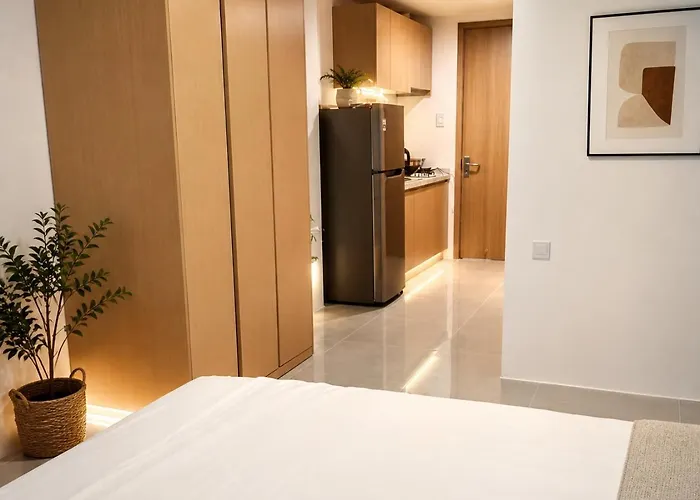 Lj Ccc Cozynest At 32 Fast Wifi Netflix Tube Aparthotel 3*