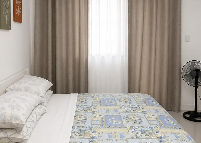 Aparthotel Lj Ccc Cozynest At 32 Fast Wifi Netflix Tube 3*
